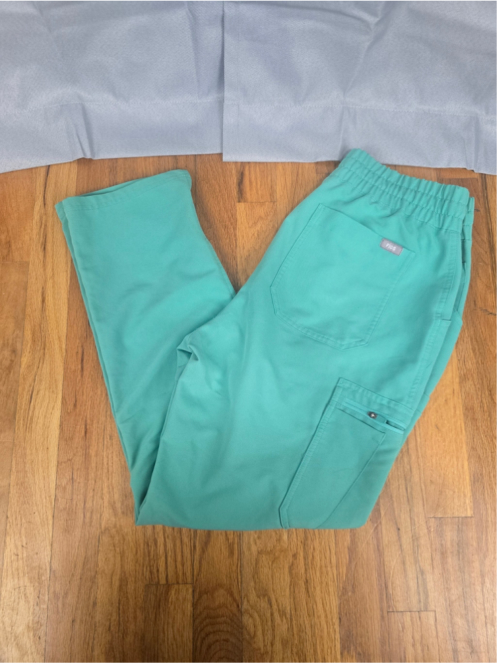 Women's FIGS Technical Collection Scrub Pants Green Size MP